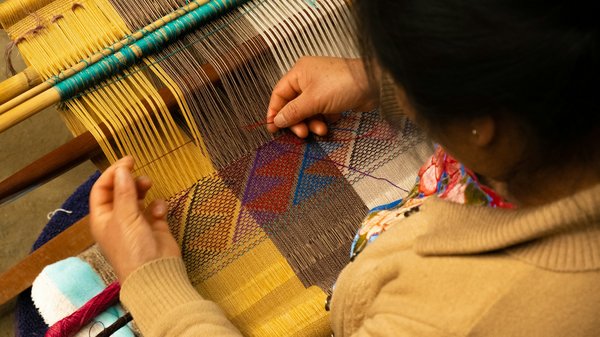 Où apprendre le tissage traditionnel des tapis Kilim en Turquie?